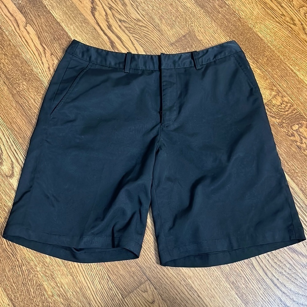 Greg Norman Women’s Golf Shorts Black Size 6